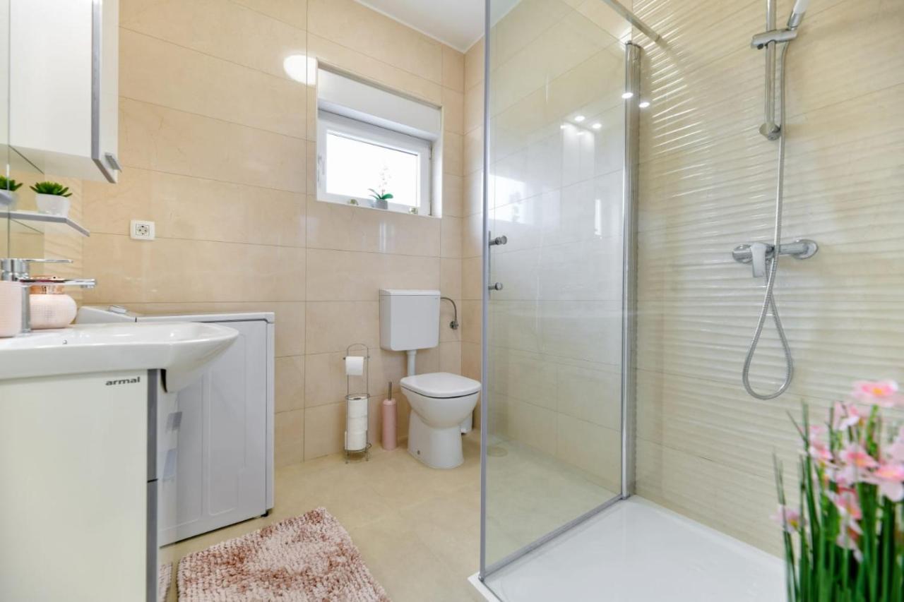 Family Apartment Amare Zadar Eksteriør bilde